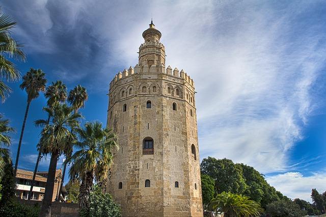 La torre del oro vue de l'extérieur